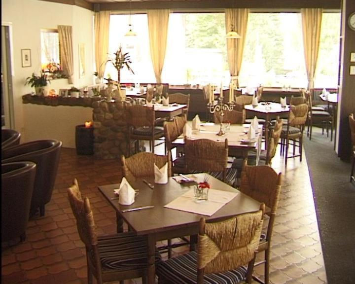 Hotel Pflug Ottenhöfen im Schwarzwald Exterior foto